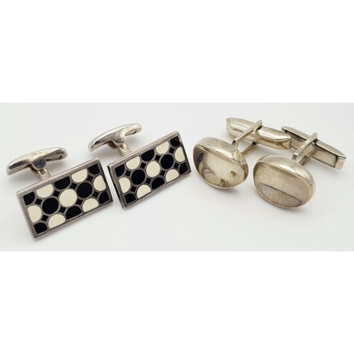 947 - Two Pairs of Solid Silver 925 Stylish Cufflinks, Total weight: 28.8 grams. In very good condition.