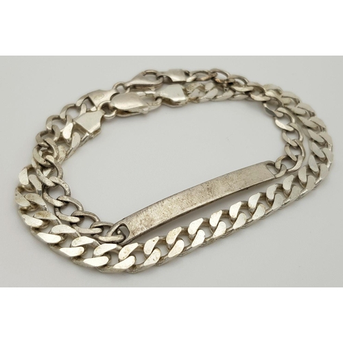 954 - Two Attractive Solid Silver 925 Curb Chain Bracelets, Total weight: 25.4 grams, 19cm and 20.5cm. Bot... 