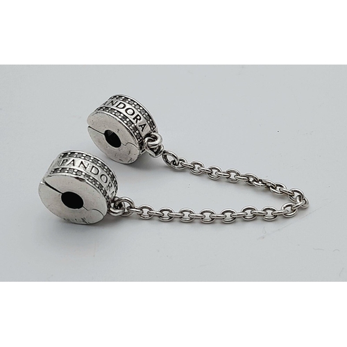 965 - A PANDORA STERLING SILVER STONE SET SAFETY CHAIN 6.5G TOTAL WEIGHT, 6CM LENGTH. Ref: SC 7114