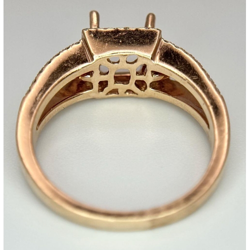 176 - A 14K ROSE GOLD DIAMOND SET RING MOUNT. READY TO HOLD YOUR DREAM CENTRE STONE 0.90CT PRINCESS CUT.  ... 