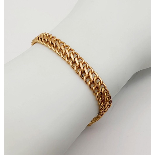 22 - A 9K GOLD CUBAN LINK BRACELET .   5gms   18.5cms