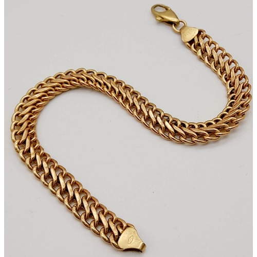 22 - A 9K GOLD CUBAN LINK BRACELET .   5gms   18.5cms