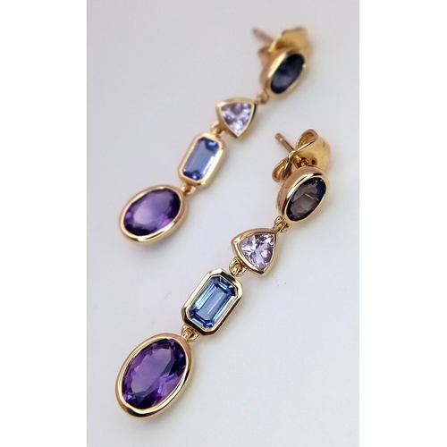 400 - A 18K YELLOW GOLD TANZANITE & AMETHYST SET DROP EARRINGS 3.2G , 27MM DROP. Ref: A/S 1177