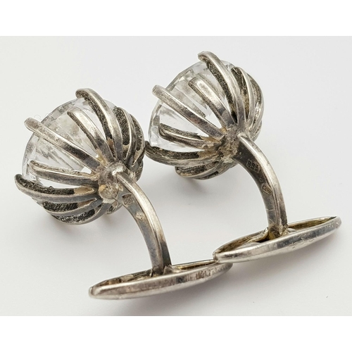 422 - Five Pairs of Solid Silver 925 Elegant Cufflinks, Total weight: 63 grams. All in very good condition... 