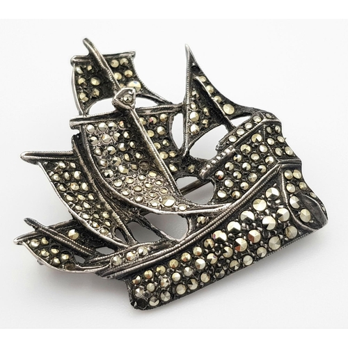 429 - Four Vintage Brooches, Solid Silver 925, Marcasite Style, Total weight: 37.3 grams. All in very good... 