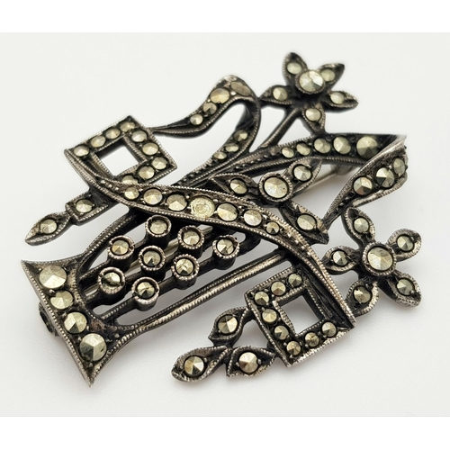 429 - Four Vintage Brooches, Solid Silver 925, Marcasite Style, Total weight: 37.3 grams. All in very good... 