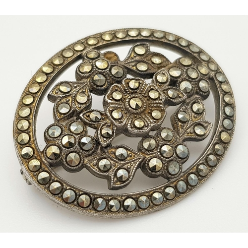 429 - Four Vintage Brooches, Solid Silver 925, Marcasite Style, Total weight: 37.3 grams. All in very good... 