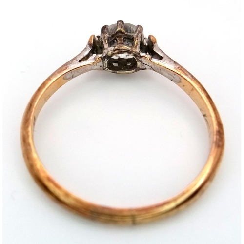 525 - An impressive 9 CARAT GOLD SOLITAIRE RING. Having a 0.5 (half Carat) Sparkling White Zirconia Solita... 