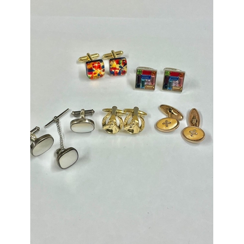 1625 - Vintage sterling silver & mop cufflinks and tie pin set, with other assorted cufflinks.