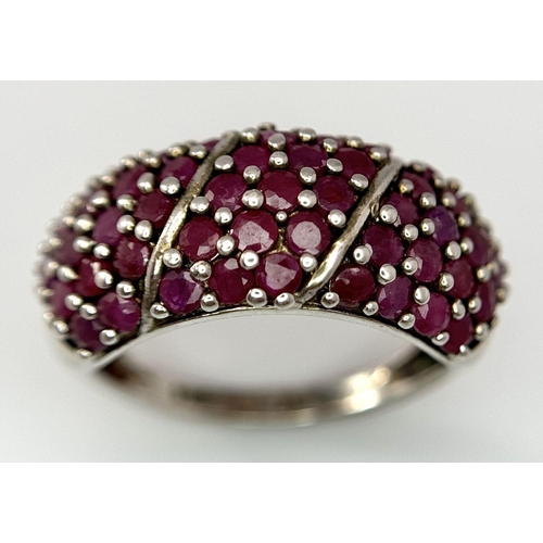 1015 - An impressive SILVER and RASPBERRY SPINEL CLUSTER RING. Size N - N 1/2.