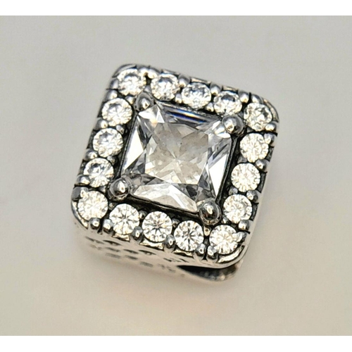 1028 - A PANDORA STERLING SILVER STONE SET CHARM 2.3G TOTAL WEIGHT, 0.9CM x 0.9CM. Ref: SC 7112