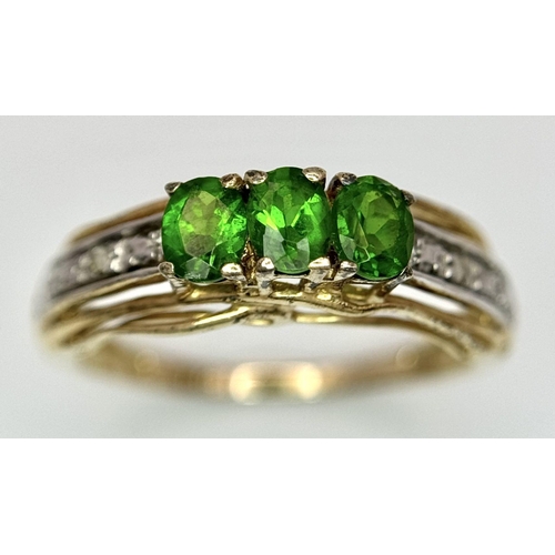 1078 - A Yellow Gold Gilt Sterling Silver Green Diopside and Diamond Set Ring Size L. The Ring Measures 5mm... 