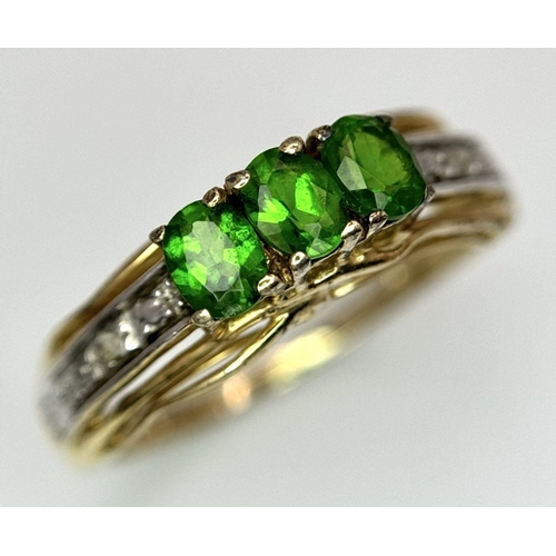 1078 - A Yellow Gold Gilt Sterling Silver Green Diopside and Diamond Set Ring Size L. The Ring Measures 5mm... 