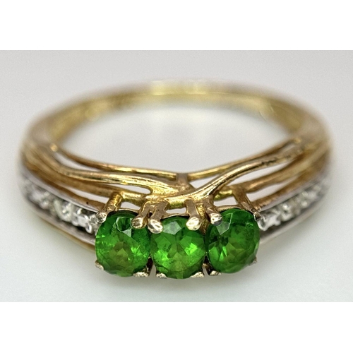 1078 - A Yellow Gold Gilt Sterling Silver Green Diopside and Diamond Set Ring Size L. The Ring Measures 5mm... 