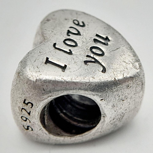 1093 - A PANDORA STERLING SILVER I LOVE YOU HEART CHARM. 3.8G. Ref: SC 9015