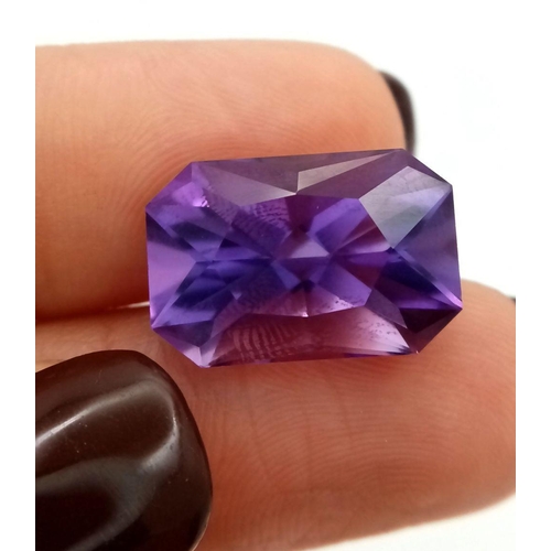 1185 - A 11.30ct Bolivian Amethyst Gemstone, in the Octagon Shape. Comes with GFCO Certificate.