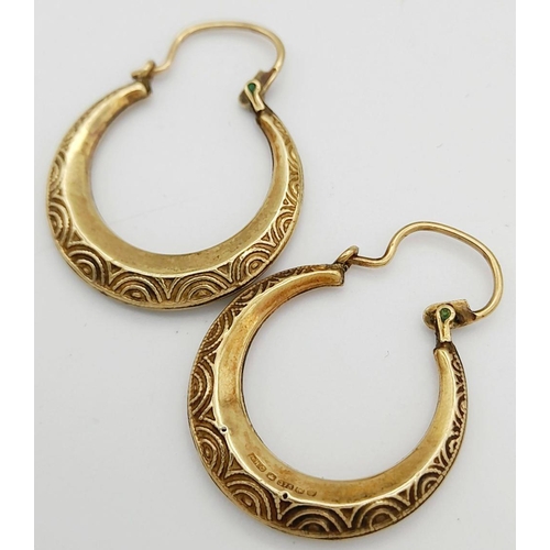 575 - A 9k yellow gold creole hoop earrings, 1.7g total weight , approx 26mm x 21mm. Ref: 8939H