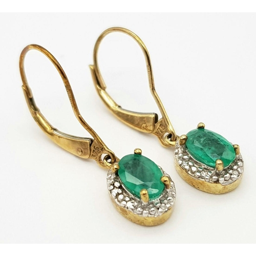 615 - A 9K YELLOW GOLD DIAMOND & EMERALD DROP EARRINGS 2.2G , 2.5CM DROP. Ref: JB 7011