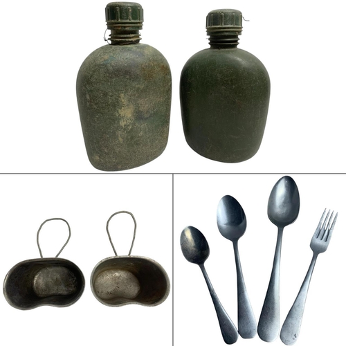 1772 - A collection of Vietnam War battlefield U.S. military items, including a pair of plastic canteens, t... 