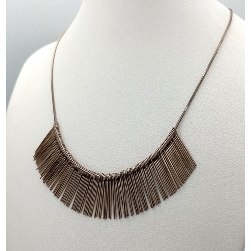 1215 - A fashion Italy 925 silver fringe necklace. Total weight 12G. Total length 42cm.