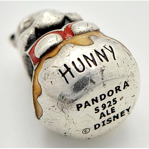 1297 - A PANDORA STERLING SILVER DISNEY WINNIE THE POOH CHARM. 3.1G. Ref: SC 9009