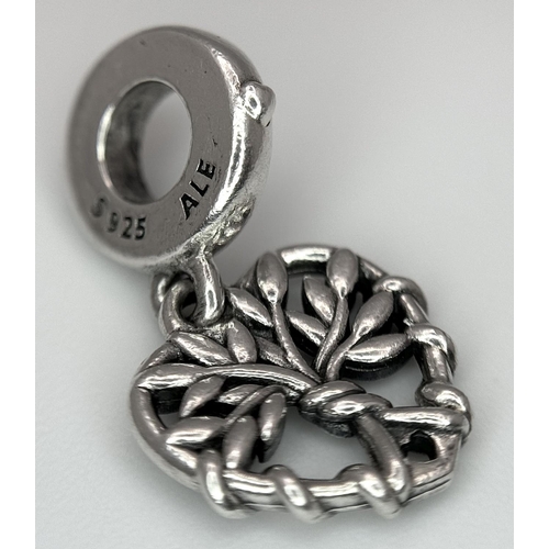 1406 - A PANDORA STERLING SILVER TREE 'FAMILY FOREVER' DANGLE CHARM. 2.2G, 2.1CM LENGTH. Ref: SC 9028