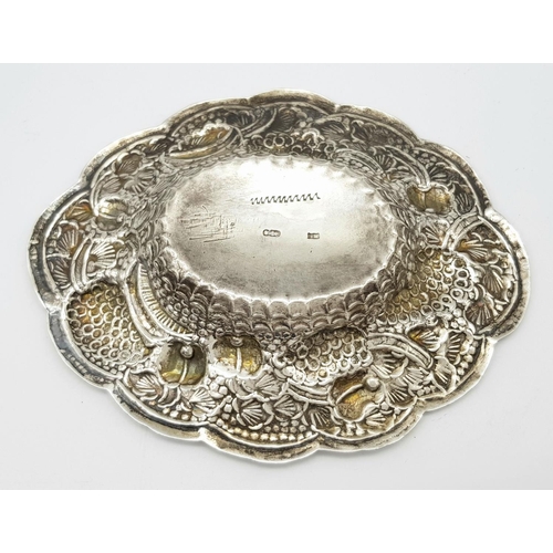 618 - A RARE AND UNUSUAL SUPERB RUSSIAN ANTIQUE SILVER STRAWBERRY DISH - WONDERFUL ITEM FROM A PRIVATE COL... 