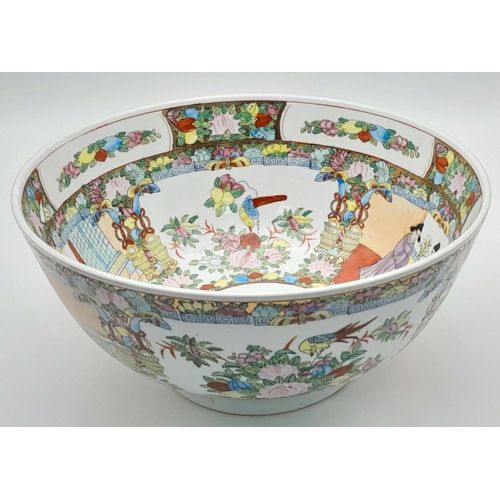 632 - A SUPERB VERY LARGE CANTON BOWL. LATE QUING PERIOD. IN VERY GOOD ANTIQUE CONDITION - DEPICTING COURT... 