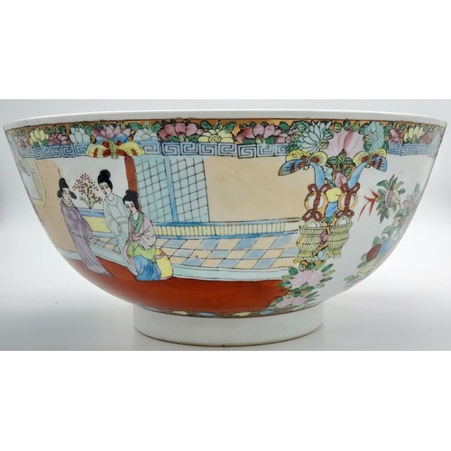 632 - A SUPERB VERY LARGE CANTON BOWL. LATE QUING PERIOD. IN VERY GOOD ANTIQUE CONDITION - DEPICTING COURT... 