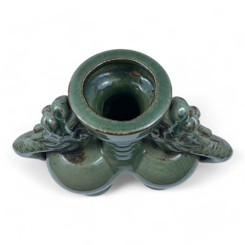 1240 - A Chinese Antique Celadon Double-Dragon Ceramic Vase.
Lovely green celadon featuring a crackle finis... 