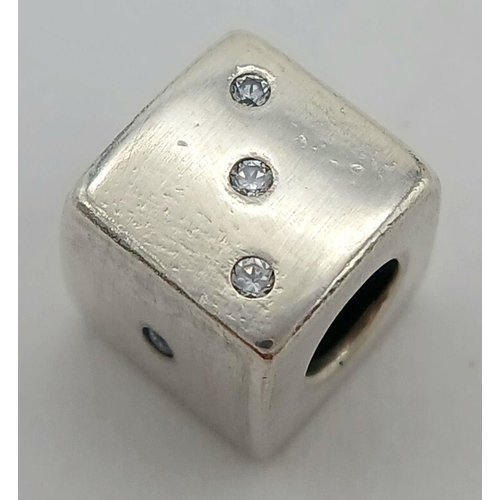 1259 - A PANDORA STERLING SILVER STONE SET DICE CHARM 3.7G , 8MM X 8MM. Ref: SC 7077