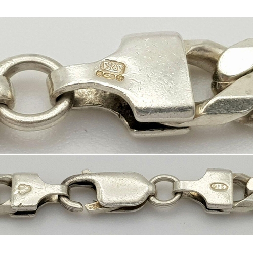 1536 - An Appealing Solid Silver 925 Curb Chain Necklace, 33.2 grams, 52cm. In excellent condition.