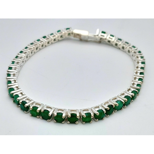 2011 - An Emerald Gemstone Tennis Bracelet. Set in 925 Silver. CD-1604.