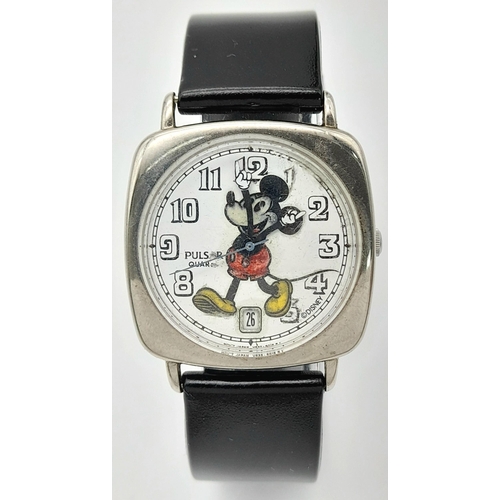 2171 - A Vintage Pulsar Mickey Mouse Quartz Watch. Case - 32mm. In working order.