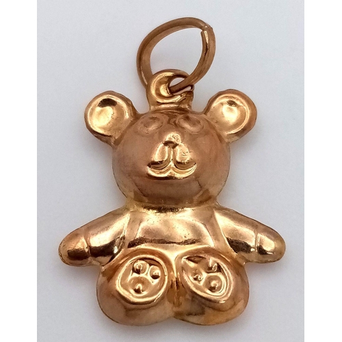 2423 - A 9K Yellow Gold Teddy Bear Pendant/Charm. 2cm. 0.6g