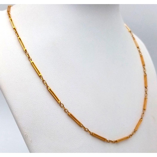 15 - A 22K Yellow Gold Fancy Elongated Link Necklace. 44cm. 9.7g.