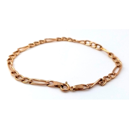 51 - A 9K Yellow Gold Figaro Link Bracelet. 17cm. 1.6g