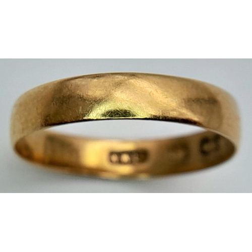 64 - A Vintage 18K Yellow Gold Band Ring. 4mm width. Size L 1/2. 1.8g