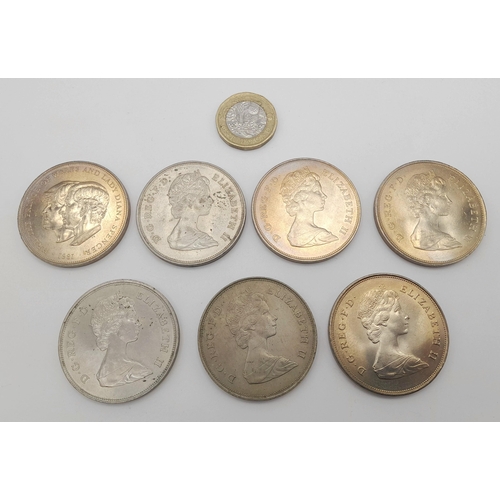 890 - A set of commemorative coins featuring the 1981 Prince of Wales and Lady Diana Spencer wedding.