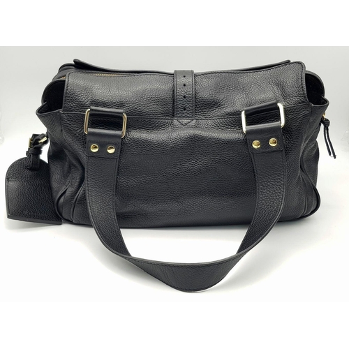 118 - A Mulberry Black Mabel Satchel Bag. Black leather exterior with gold-toned hardware and dual leather... 