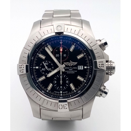 17 - A Breitling Super Avenger II Automatic Chronograph Gents Watch. Stainless steel bracelet and case - ... 