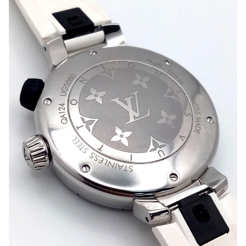 38 - A Louis Vuitton Tambour Street Diver Quartz Gents Watch. Model - QA124. White rubber strap. Stainles... 