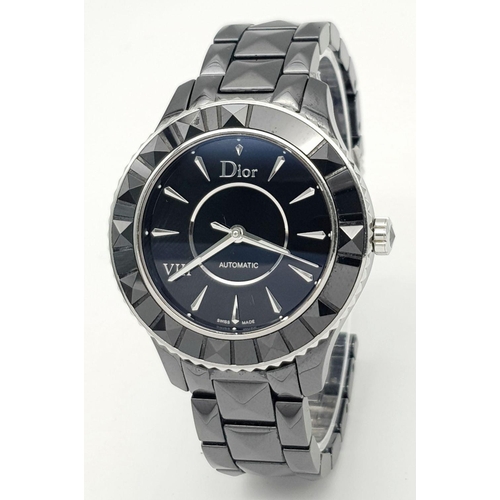 382 - A Christian Dior Automatic Ladies Watch. Ceramic and stainless steel bracelet and case - 38mm. Black... 