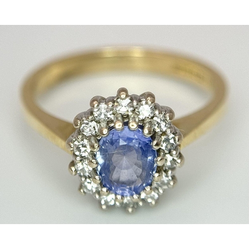 454 - A 18K YELLOW GOLD DIAMOND & SAPPHIRE CLUSTER RING 3.7G SIZE L 1/2. Ref: SC 7058