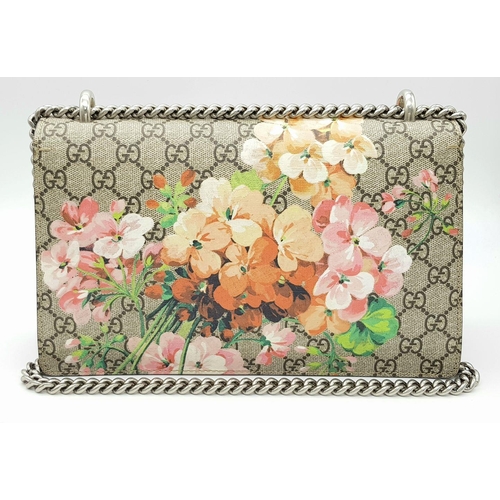 24 - A Gucci Dionysus GG Supreme Floral Shoulder Bag. Beige GG Supreme canvas exterior featuring a floral... 