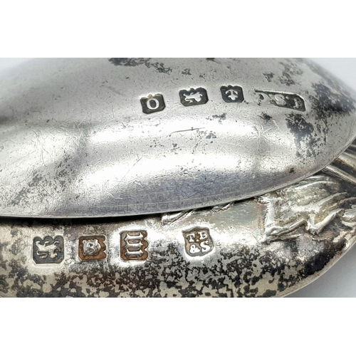 952 - Two Ornately Decorated Silver Teaspoons. Full hallmarked. 26.92g total weight.