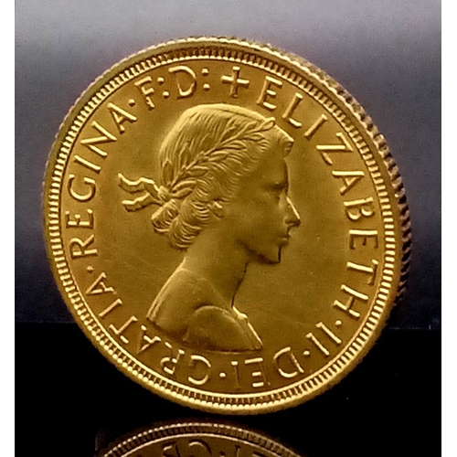 1 - A 1958 Queen Elizabeth II 22k Gold Full Sovereign.