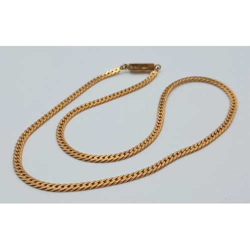 15 - A 9K Yellow Gold Petit Curb Link Choker Necklace. 36cm. 10.2g