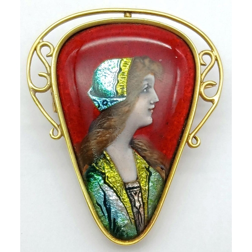 897 - An 18K Yellow Gold Limoges Portrait Brooch. Trillion form. 4cm. 6.3g