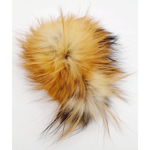 711 - A Loro Piana Fox Fur Keychain Charm. Ref: STK007254